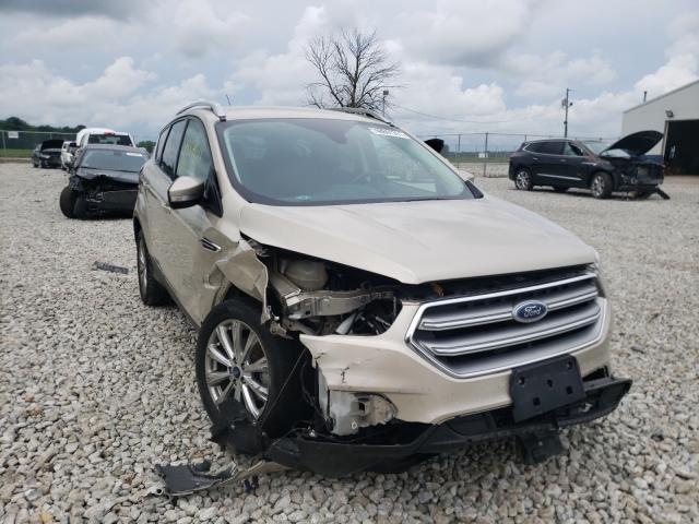 Ford Escape tit (2017)
