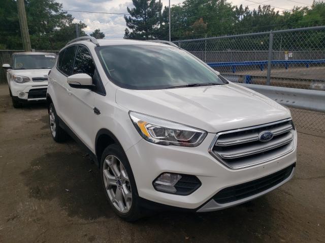 Ford Escape tit (2017)