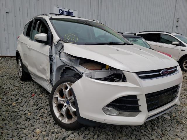 Ford Escape tit (2013)