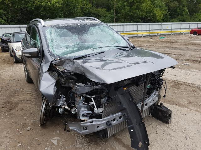 Ford Escape tit (2014)