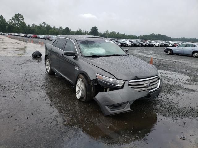 Ford Taurus sel (2015)
