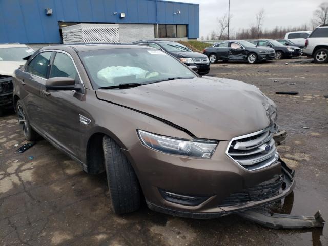 Ford Taurus sel (2015)