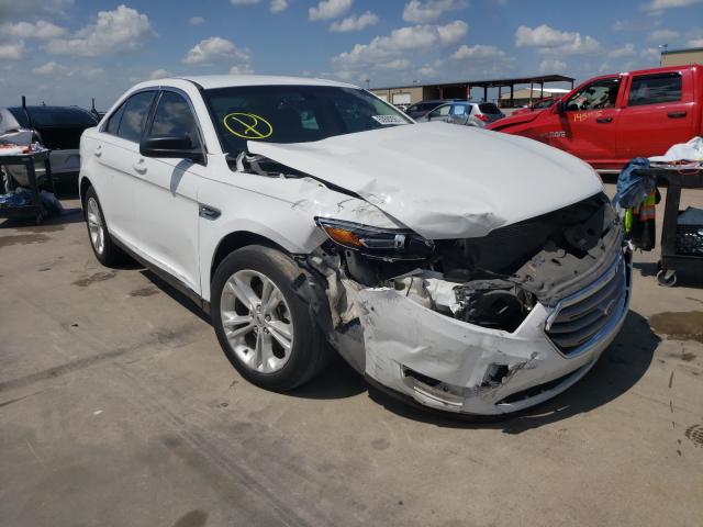Ford Taurus se (2016)
