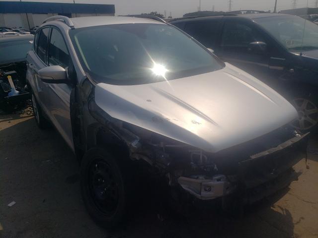 Ford Escape tit (2017)