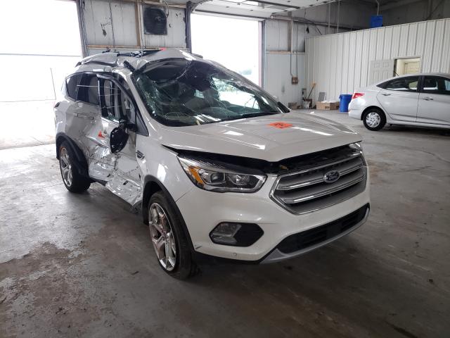 Ford Escape tit (2019)
