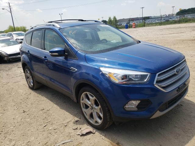Ford Escape tit (2017)