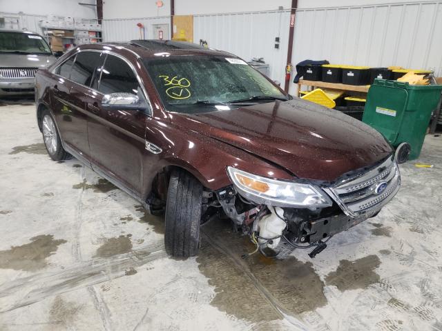 Ford Taurus lim (2010)