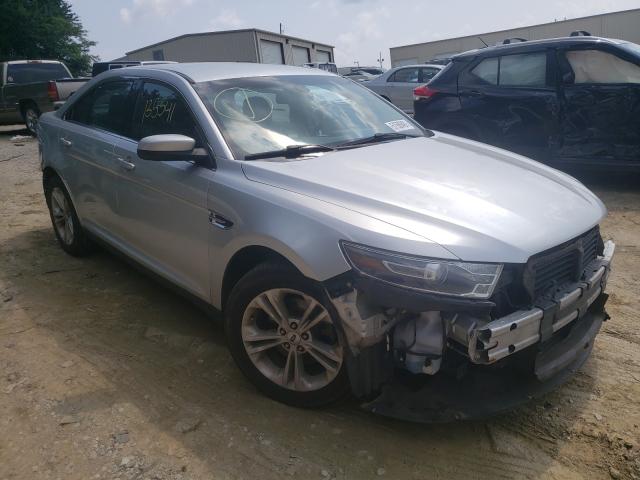 Ford Taurus sel (2015)
