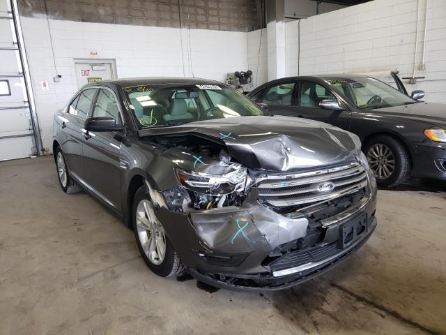 Ford Taurus sel (2015)