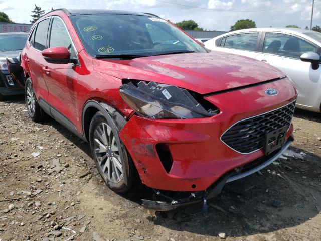 Ford Escape tit (2020)