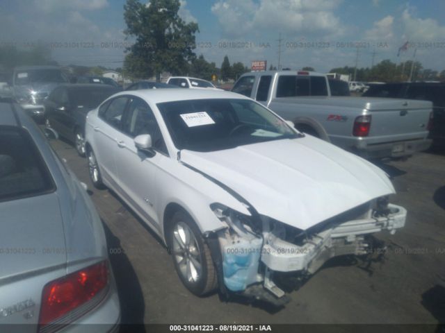 Ford Fusion hybrid (2019)