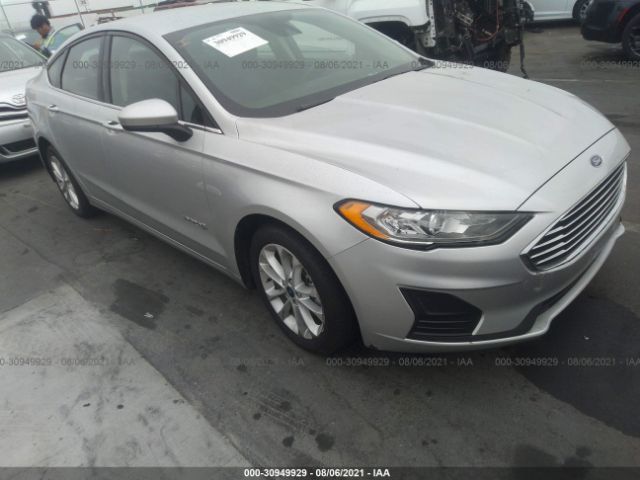 Ford Fusion hybrid (2019)