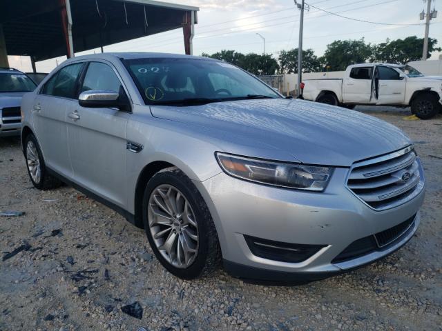 Ford Taurus lim (2015)