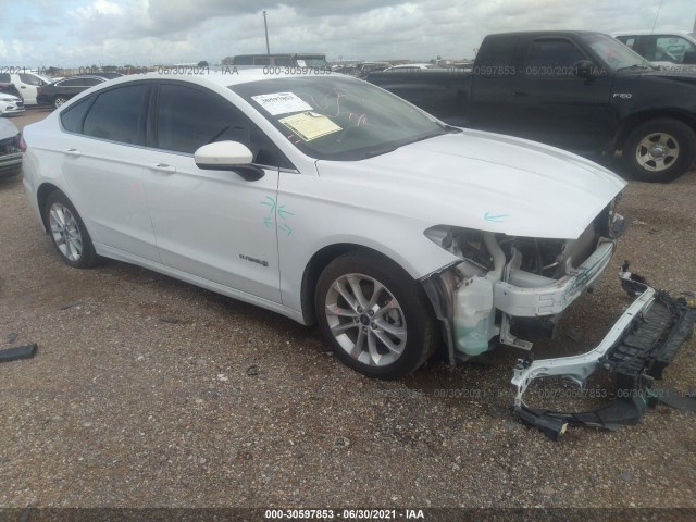 Ford Fusion hybrid (2019)