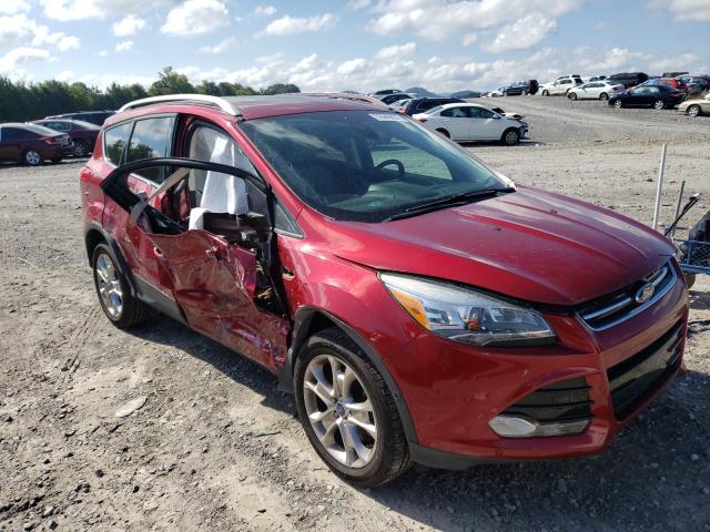 Ford Escape tit (2014)