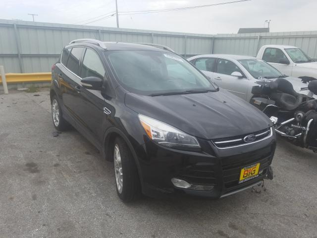 Ford Escape tit (2014)
