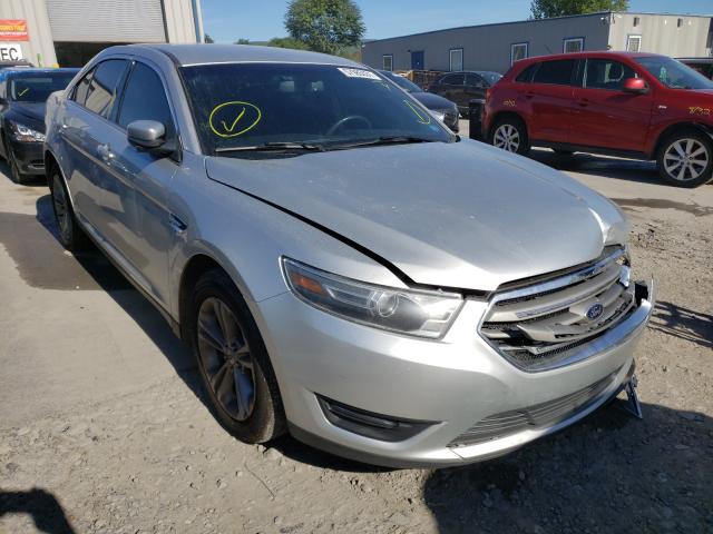 Ford Taurus sel (2015)