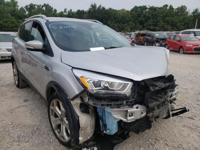Ford Escape tit (2017)