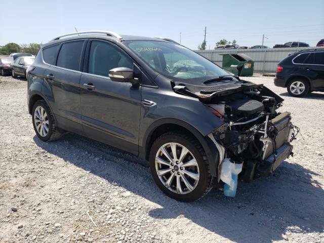 Ford Escape tit (2018)