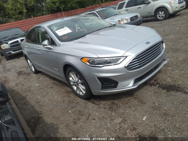 Ford Fusion hybrid (2019)