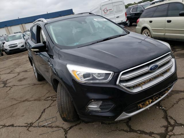 Ford Escape tit (2017)