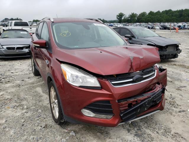 Ford Escape tit (2014)