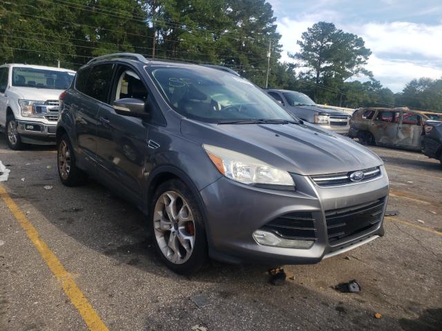 Ford Escape tit (2014)