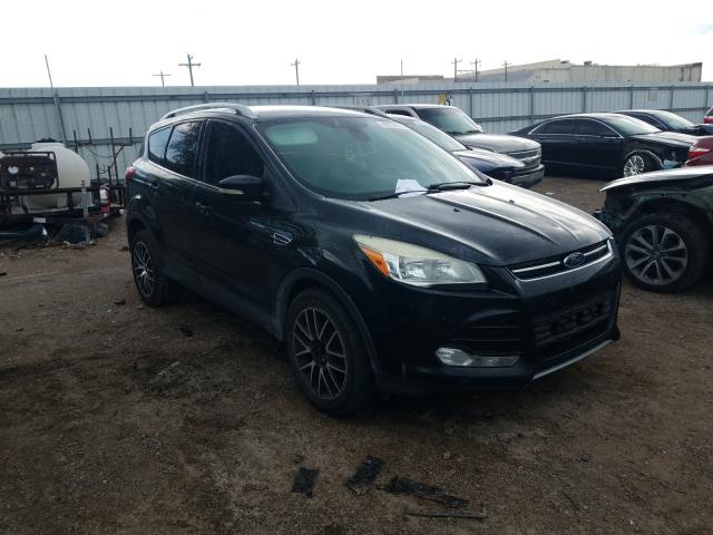 Ford Escape tit (2015)