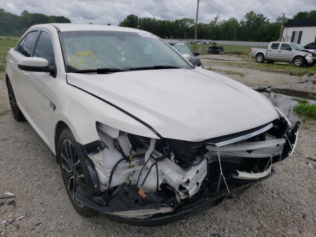 Ford Taurus sel (2018)
