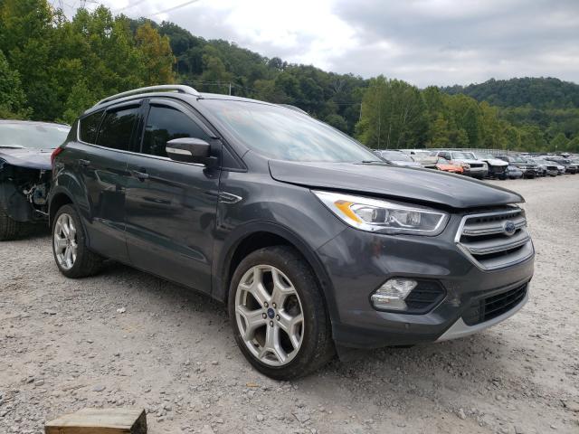 Ford Escape tit (2019)