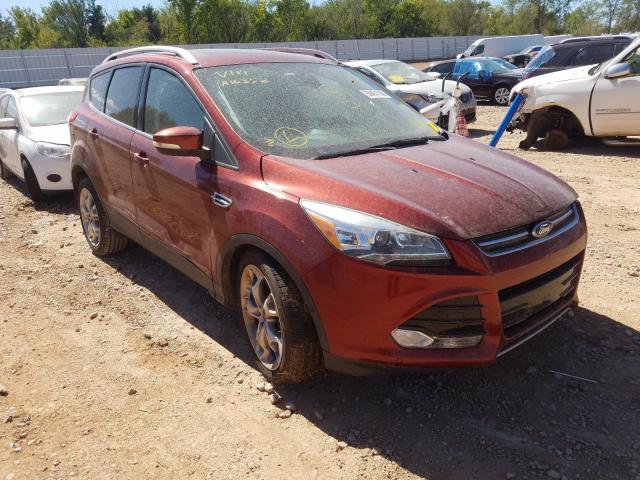 Ford Escape tit (2015)