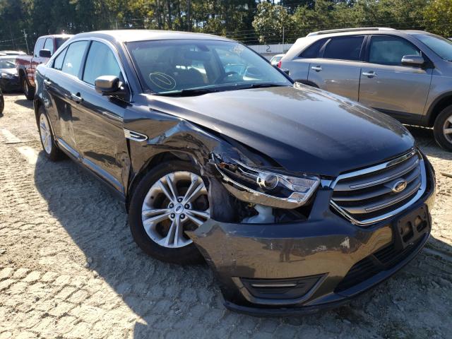 Ford Taurus sel (2015)