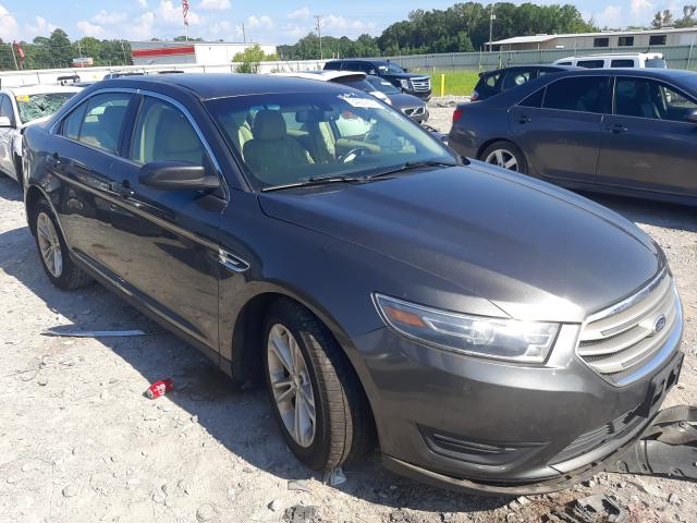Ford Taurus sel (2015)