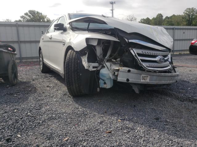 Ford Taurus se (2011)
