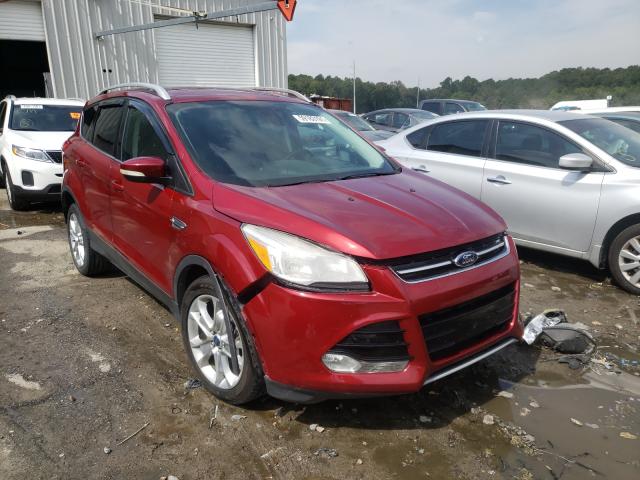 Ford Escape tit (2014)