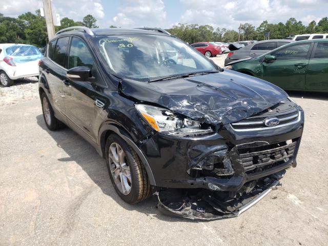 Ford Escape tit (2016)