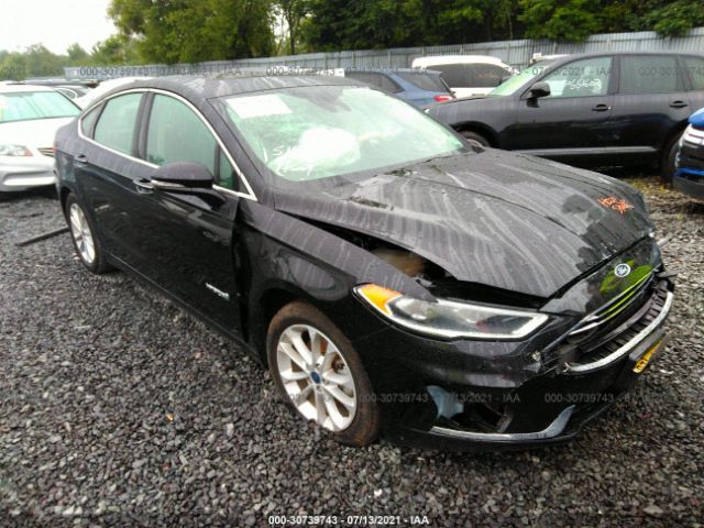 Ford Fusion hybrid (2019)