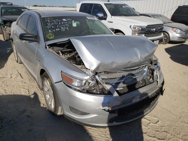 Ford Taurus se (2012)