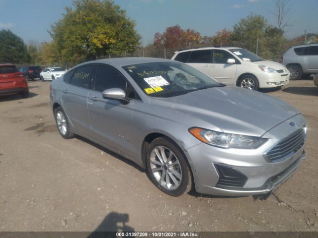 Ford Fusion hybrid (2019)