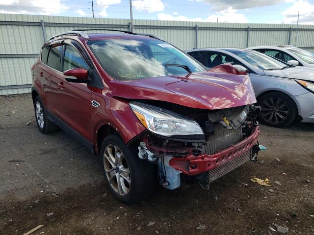 Ford Escape tit (2015)