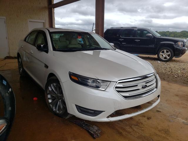 Ford Taurus lim (2015)
