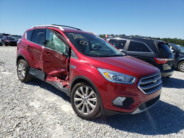Ford Escape tit (2017)