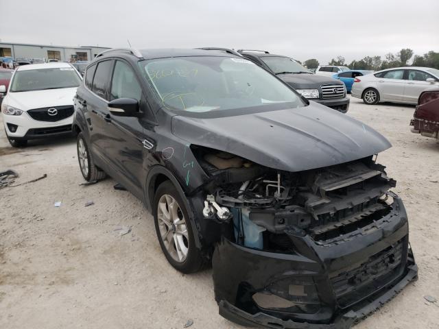 Ford Escape tit (2014)