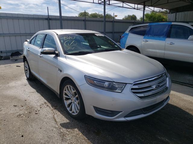 Ford Taurus lim (2015)