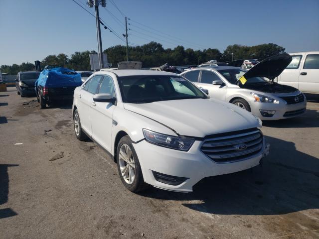 Ford Taurus sel (2015)