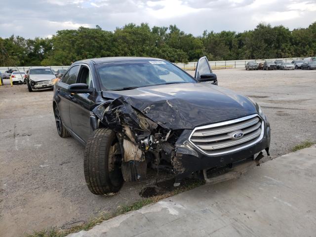Ford Taurus sel (2015)