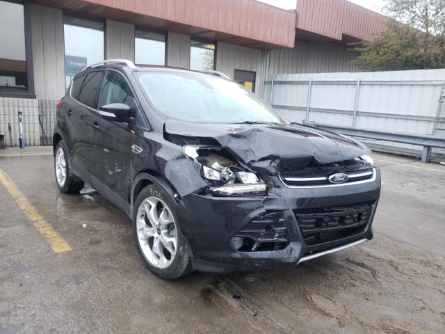 Ford Escape tit (2013)