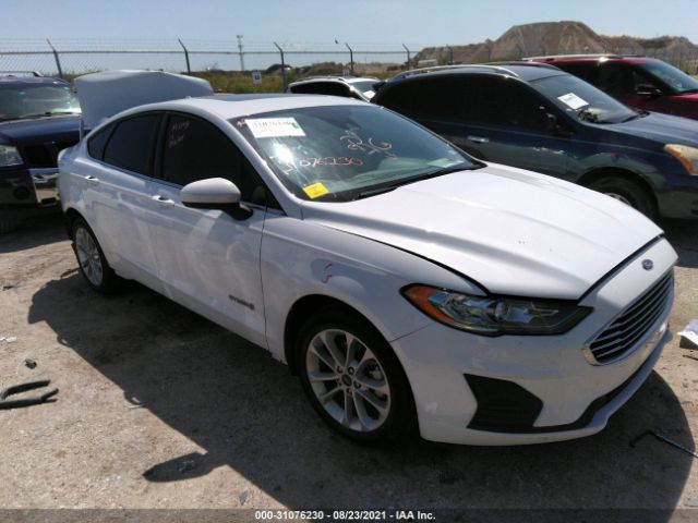 Ford Fusion hybrid (2019)