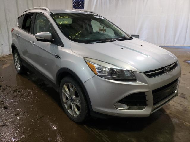 Ford Escape tit (2014)