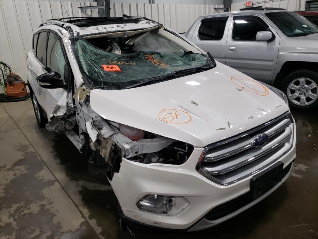 Ford Escape tit (2017)